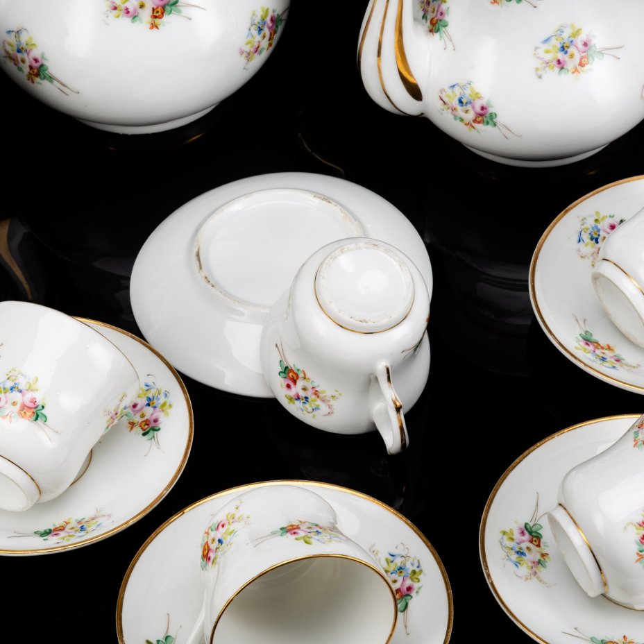Сервиз чайно-кофейный с цветочным декором на 6 персон (15 предметов)
