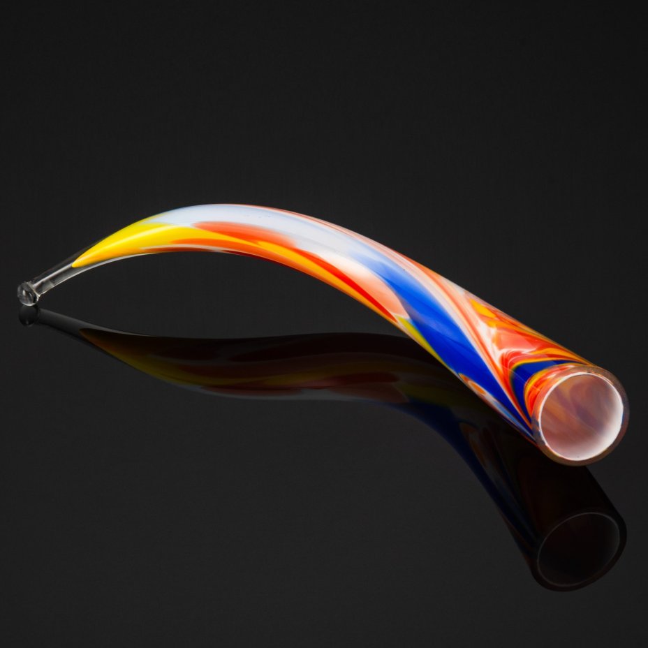 Рог изобилия, декорированный разными оттенками