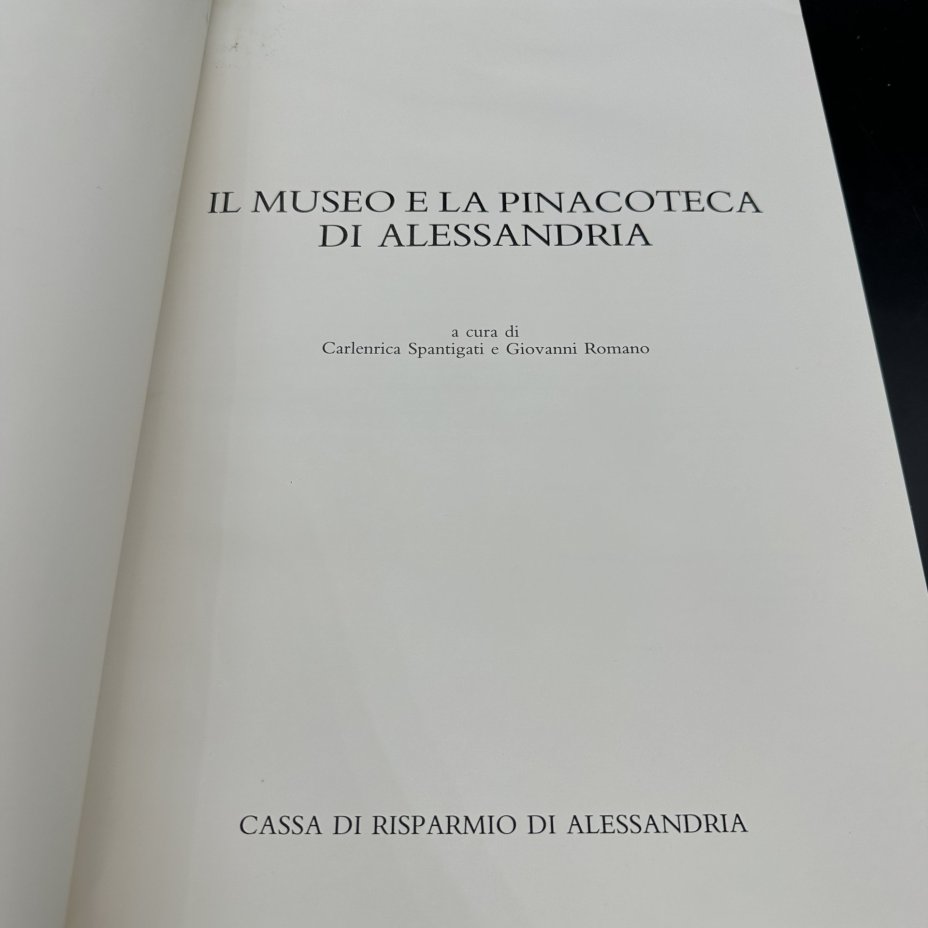 Альбом "Il museo e la pinacoteca di Alessandria" (на итальянском), в футляре