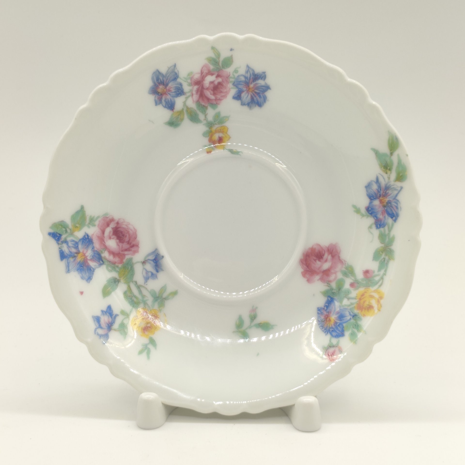 Блюдце с цветочным декором, фарфор, деколь, Haviland, Limoges France, Франция, 1920-1931 гг.