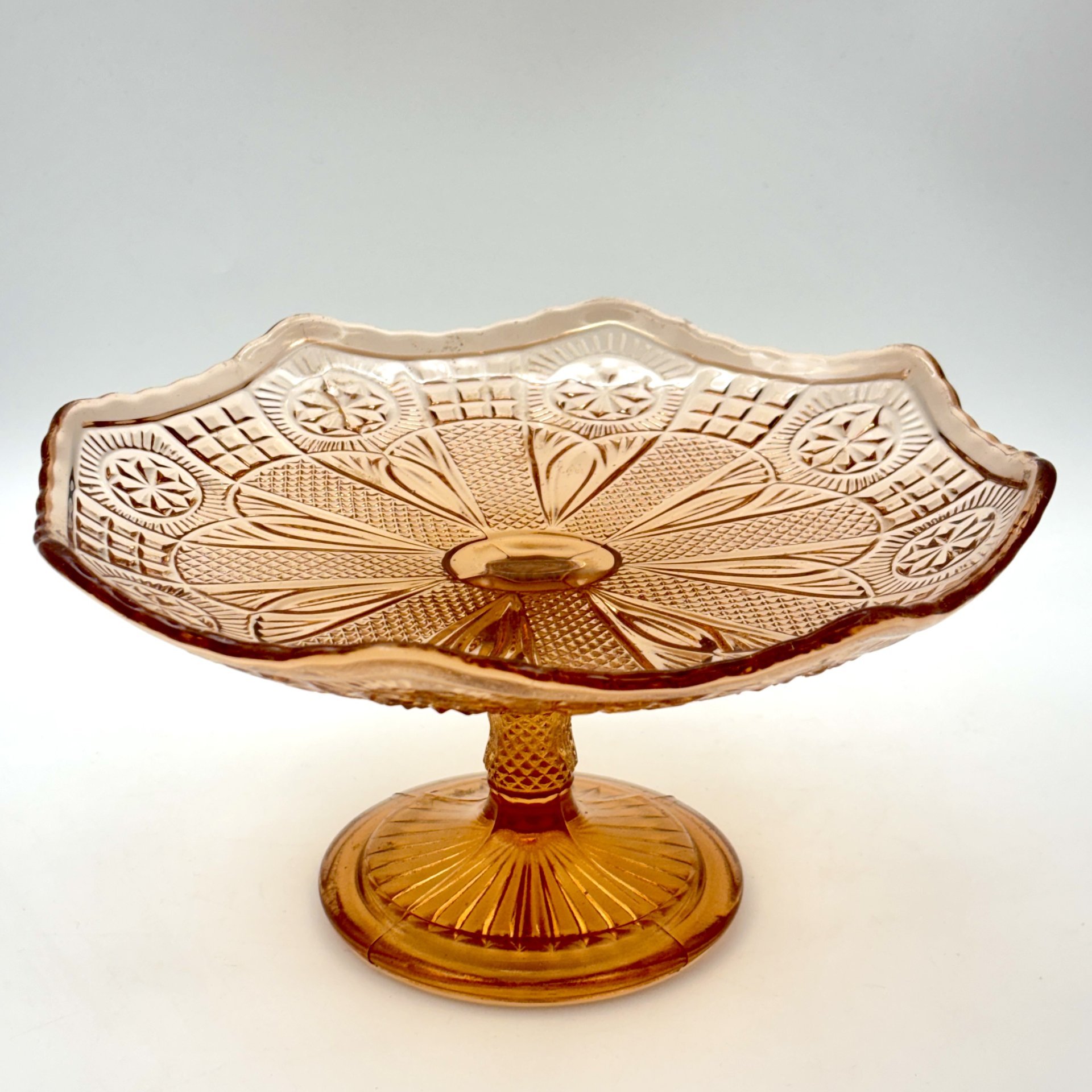 Вазочка на ножке (конфетница) карамельного оттенка, стекло, пресс, СССР, 1960-1990 гг.