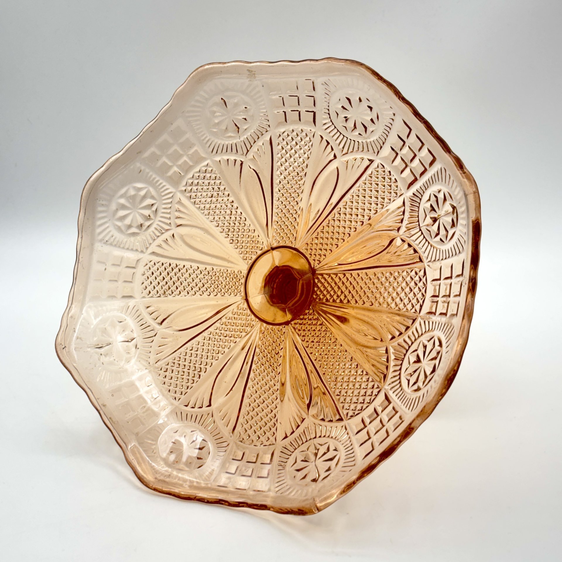 Вазочка на ножке (конфетница) карамельного оттенка, стекло, пресс, СССР, 1960-1990 гг.