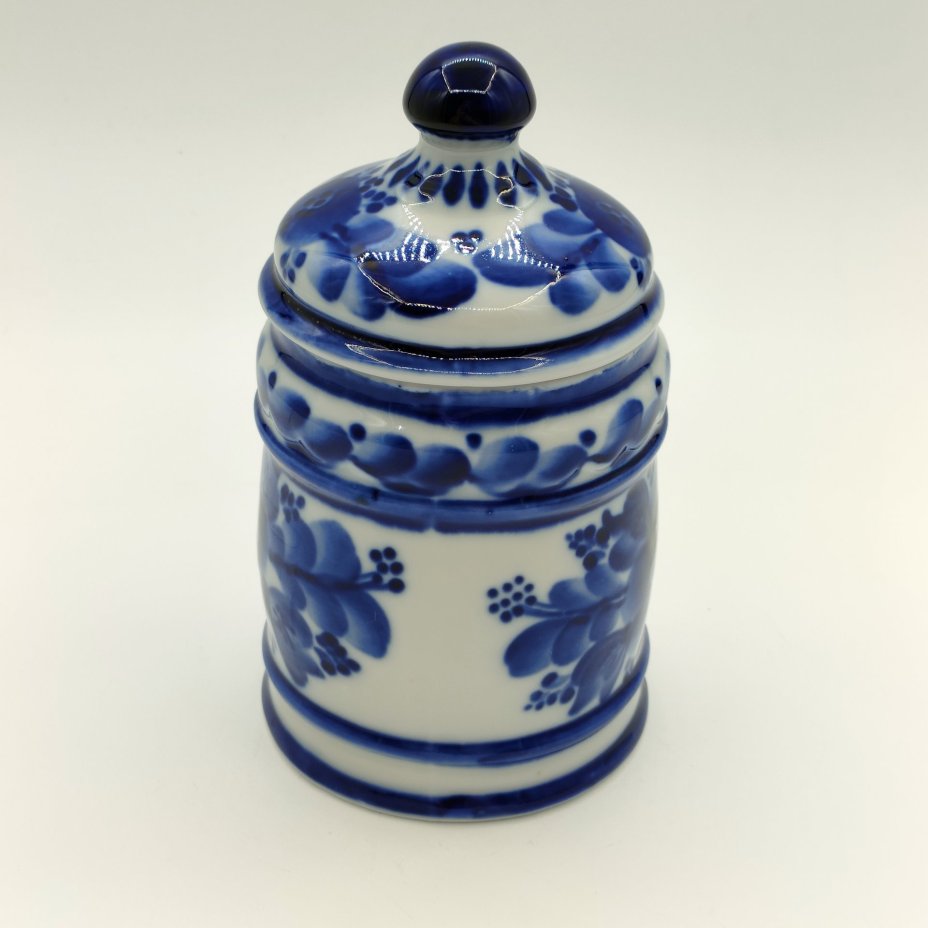 Банка (ёмкость для хранения сыпучих продуктов), украшенная цветочным декором