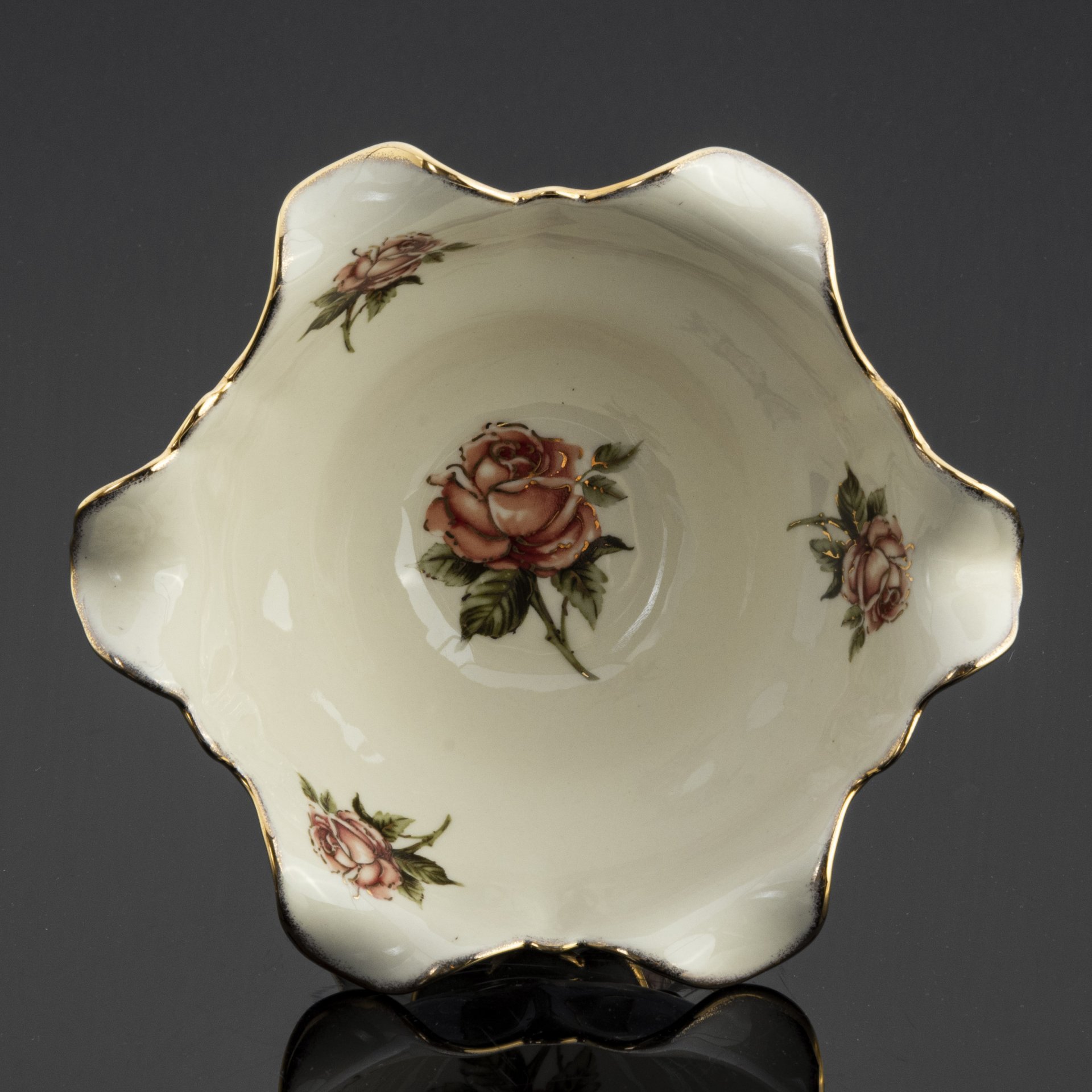 Ваза (конфетница) с декором из роз, Limoges