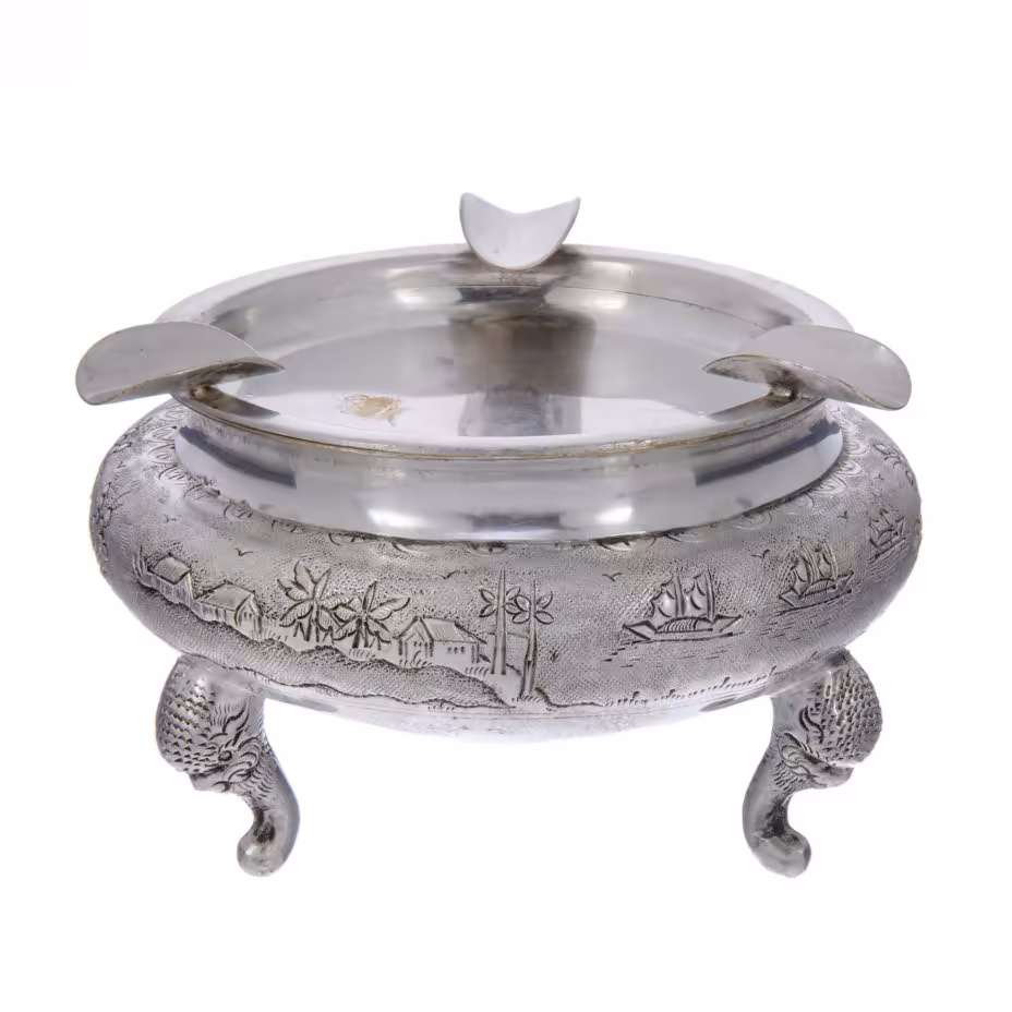 Пепельница с рельефным декором, металл, серебрение, Вьетнам, 1960-1980 гг.