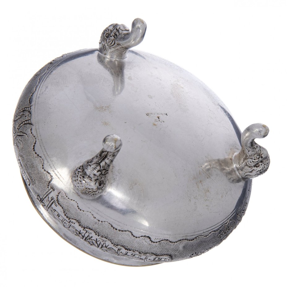 Пепельница с рельефным декором, металл, серебрение, Вьетнам, 1960-1980 гг.