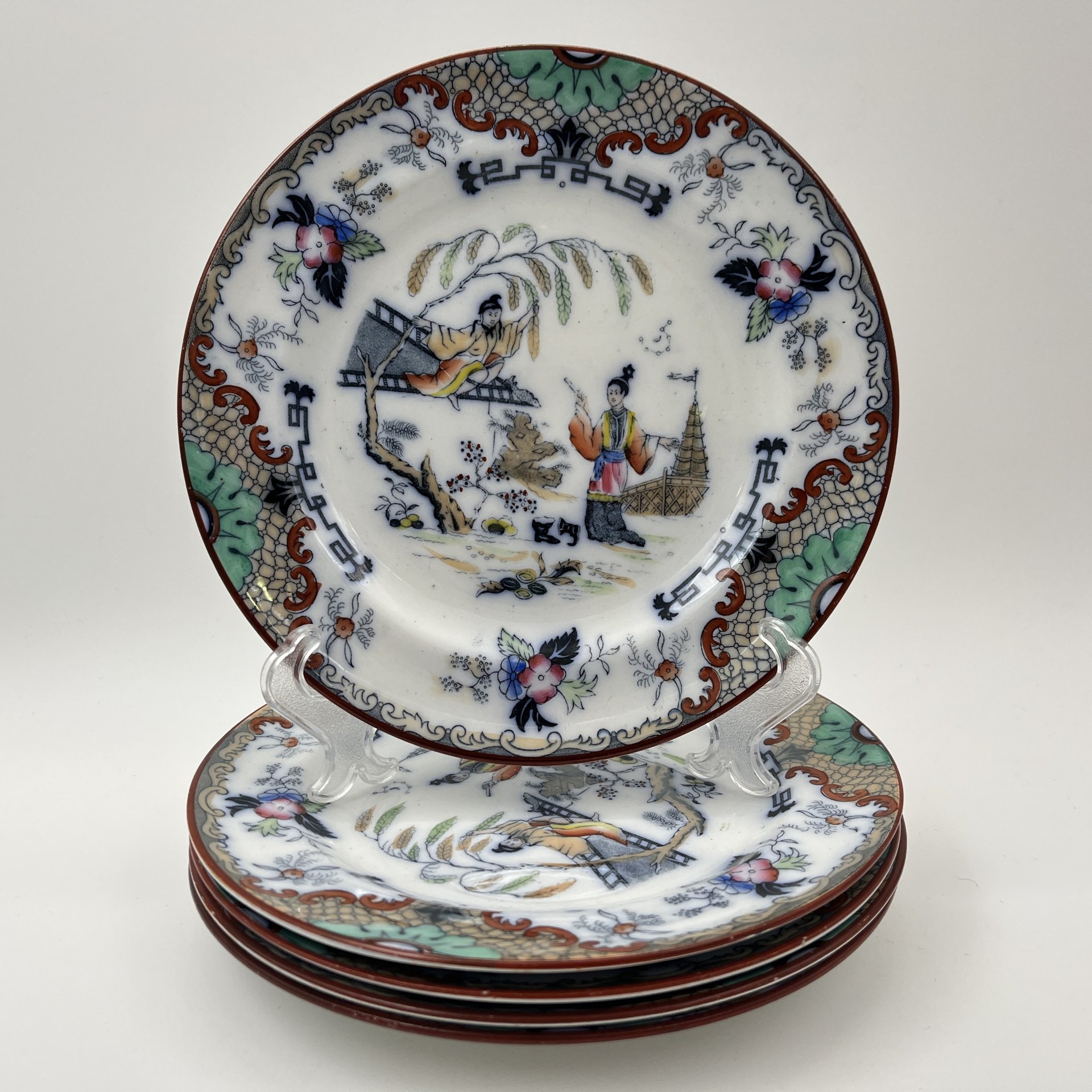 Набор десертных тарелок на 5 персон, выполненных в восточном стиле, Petrus Regout Maastricht, фаянс, деколь с подрисовкой, Нидерланды, 1880-1900 гг.