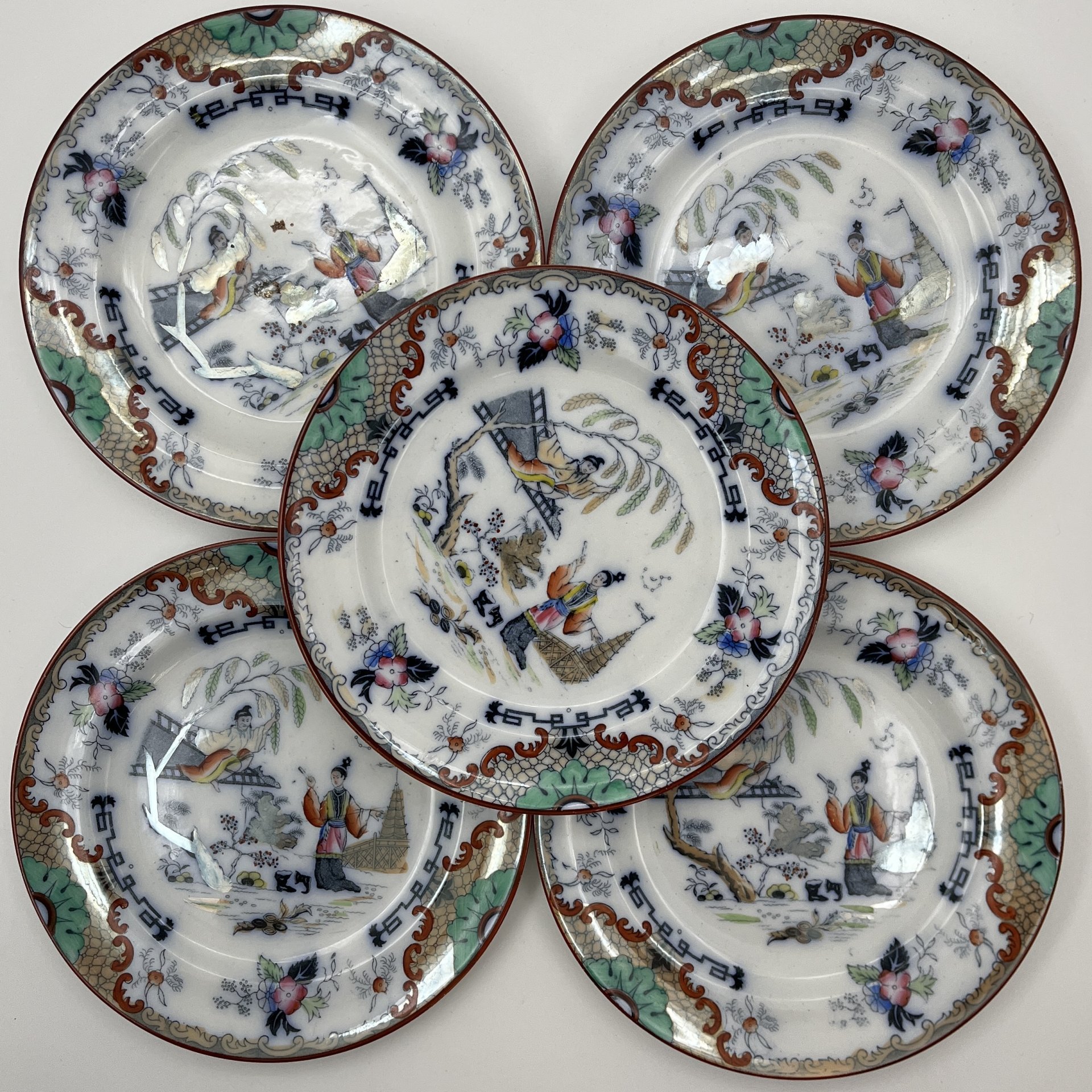 Набор десертных тарелок на 5 персон, выполненных в восточном стиле, Petrus Regout Maastricht, фаянс, деколь с подрисовкой, Нидерланды, 1880-1900 гг.