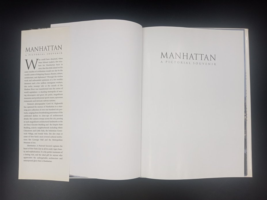Книга-альбом "Manhattan : A Pictorial Souvenir" (Манхэттен. Иллюстрированная сувенирная книга), Carol M. Highsmith, Ted Landphair, издательство "Crescent books"