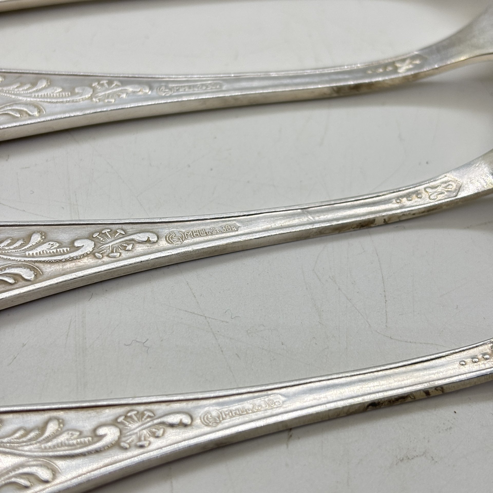 Набор из шести десертных вилок "Пламя", мНЦ (медь-никель-цинк), Кольчугинский завод цветных металлов, СССР, 1960-1990 гг.