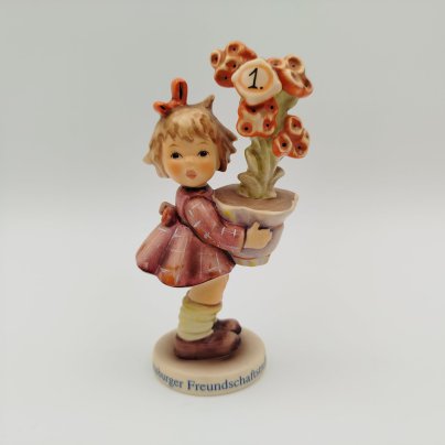 Статуэтка "С наилучшими пожеланиями",  M.I. Hummel  Membership, фарфор, роспись, Goebel, Германия, 1997-1998 гг., Goebel