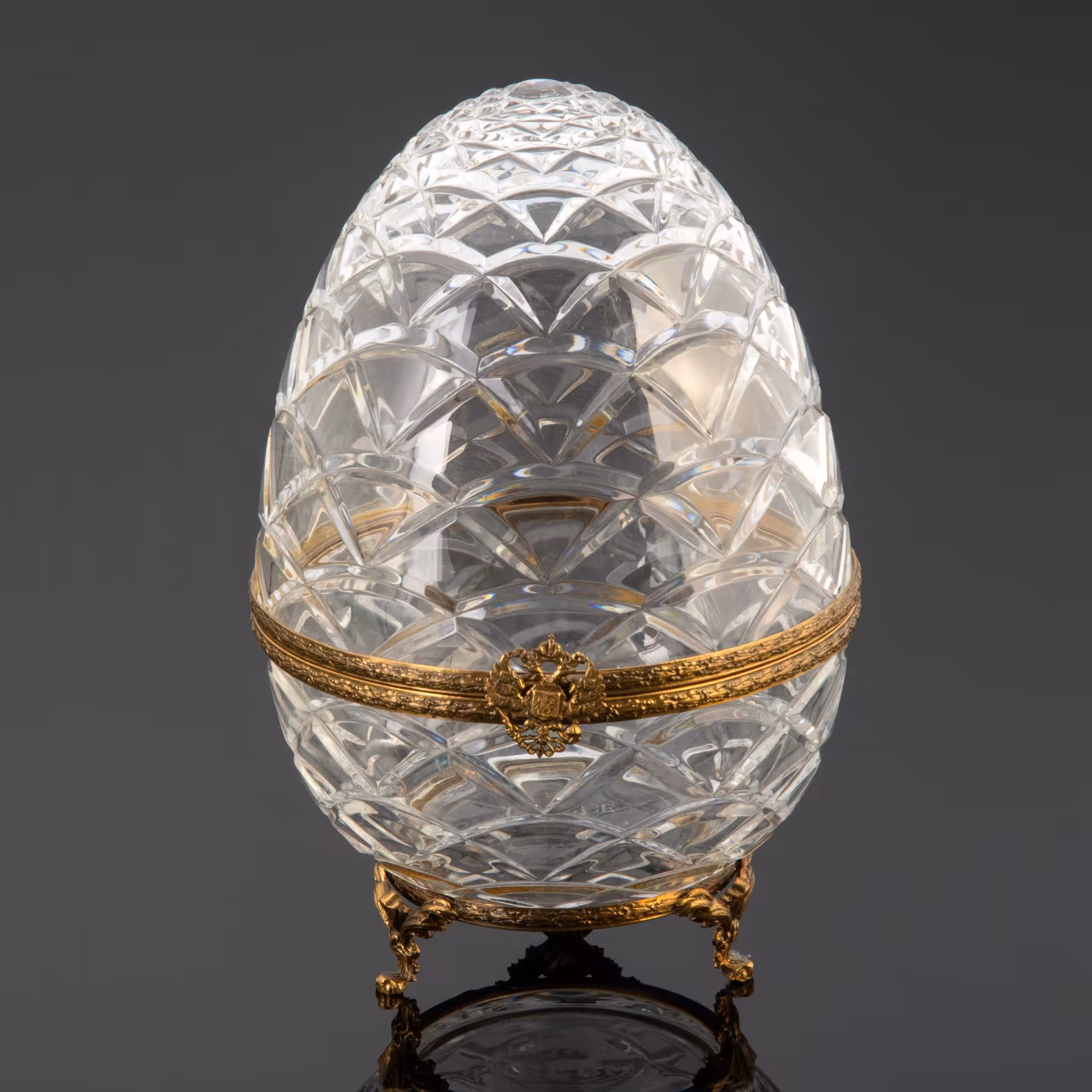 Шкатулка в виде яйца с накладкой в виде двуглавого орла, Фаберже (Faberge)