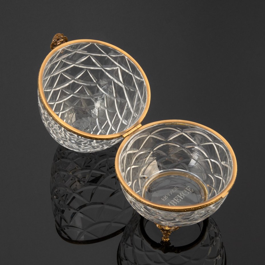 Шкатулка в виде яйца с накладкой в виде двуглавого орла, Фаберже (Faberge)