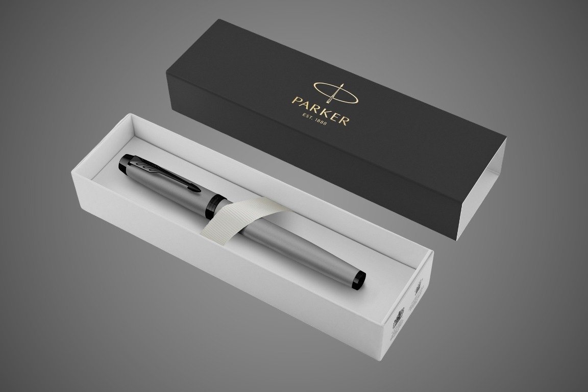Перьевая ручка Parker IM Achromatic, Grey BT, перо: F, цвет чернил: blue, в подарочной упаковке., Лаки и смолы: лак, латунь