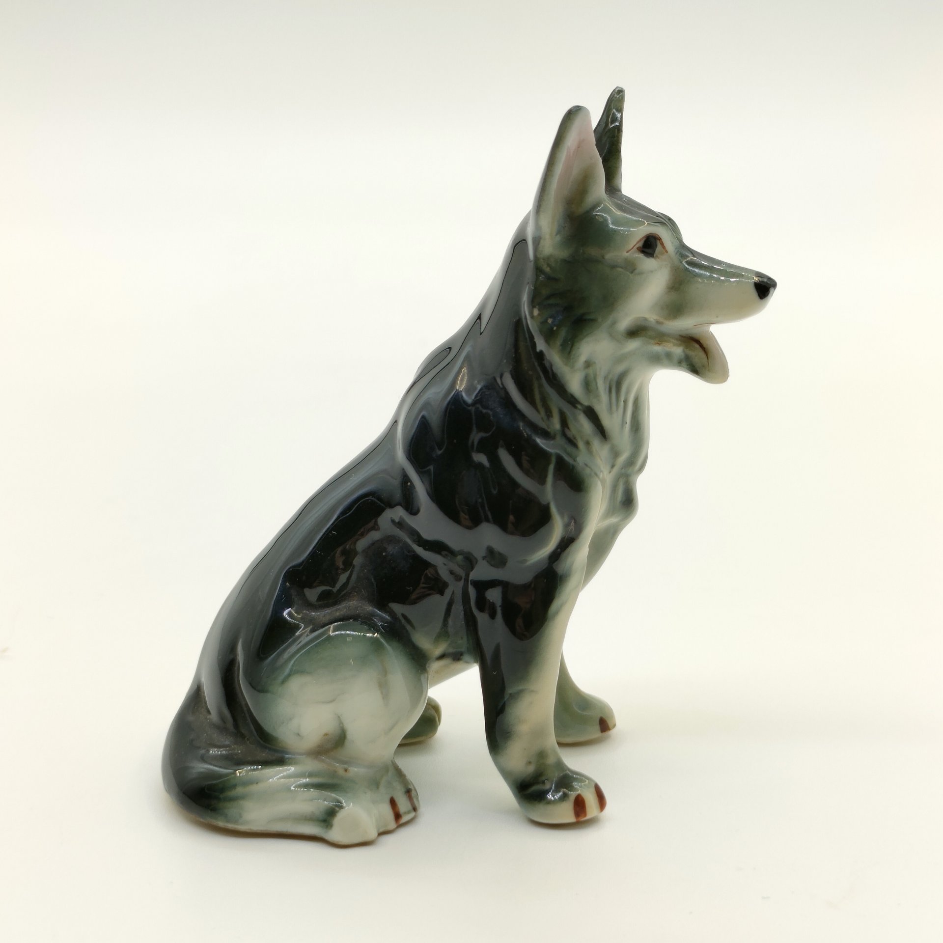 Статуэтка "Овчарка", фарфор, роспись, Западная Европа, 1980-2000 гг.