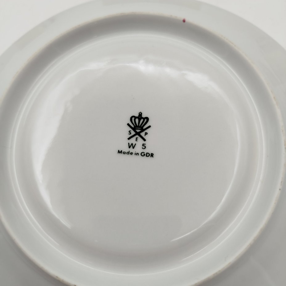 Набор для сервировки стола "Мадонна" (масленка, солонка, перечница), фарфор, деколь, люстр, золочение, Spezial Eisenberg Porzellan (SEP), ГДР, 1970-1990 гг.