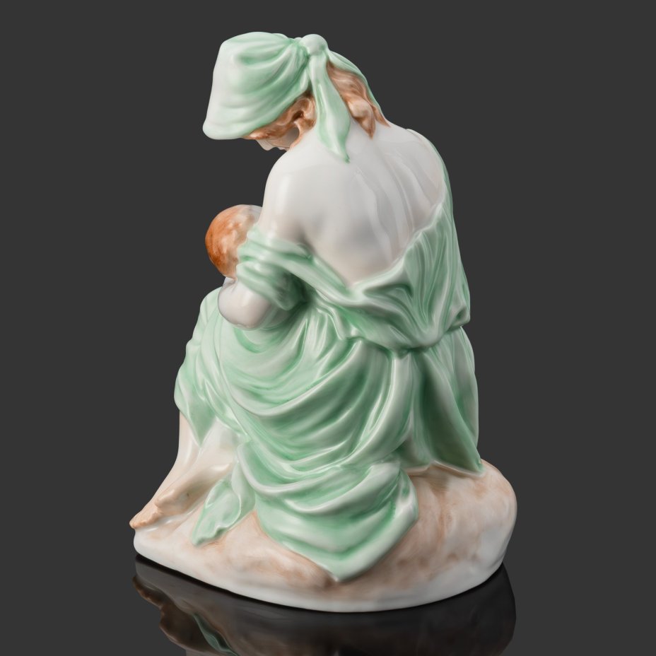 Статуэтка "Материнство" ("Мать и дитя"), фарфор, роспись, Herend (Херенд), Венгрия, 1970-1990 гг.