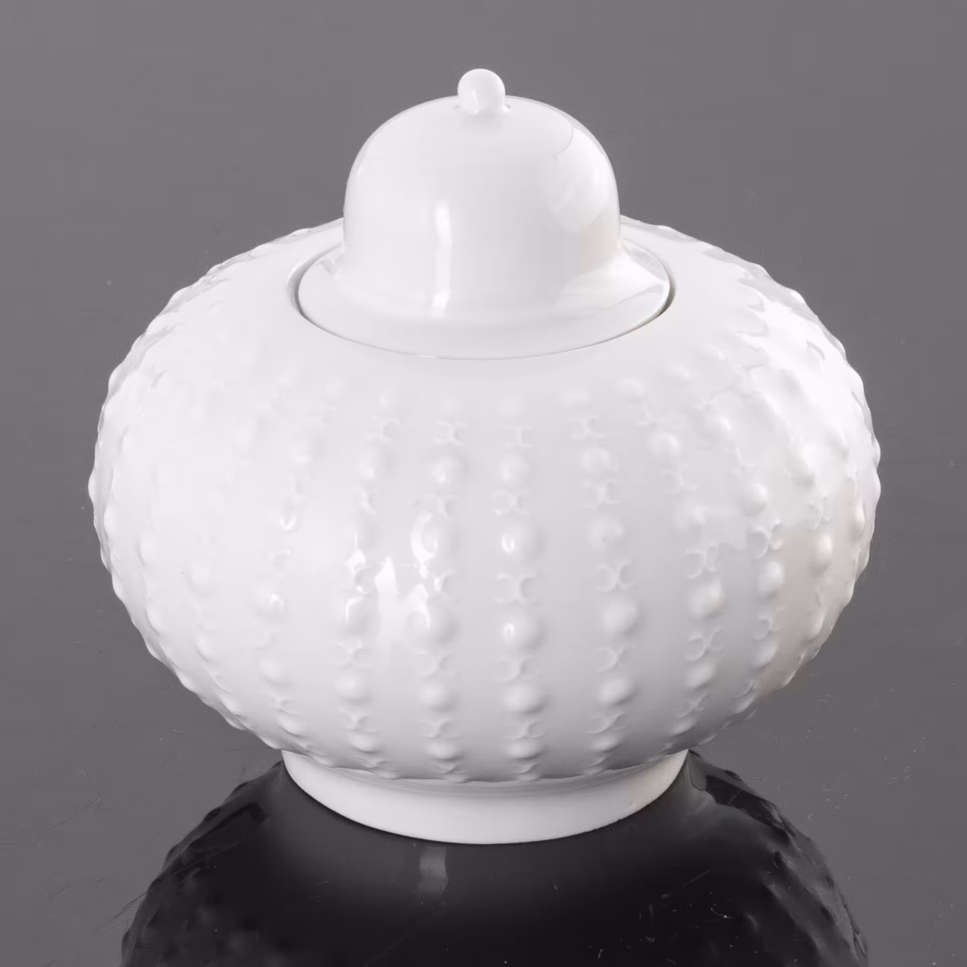 Декоративная ваза с крышкой из туалетного набора, Meissen (Мейсенский фарфор)