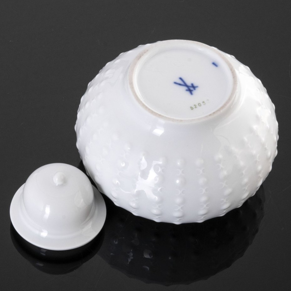 Декоративная ваза с крышкой из туалетного набора, Meissen (Мейсенский фарфор)