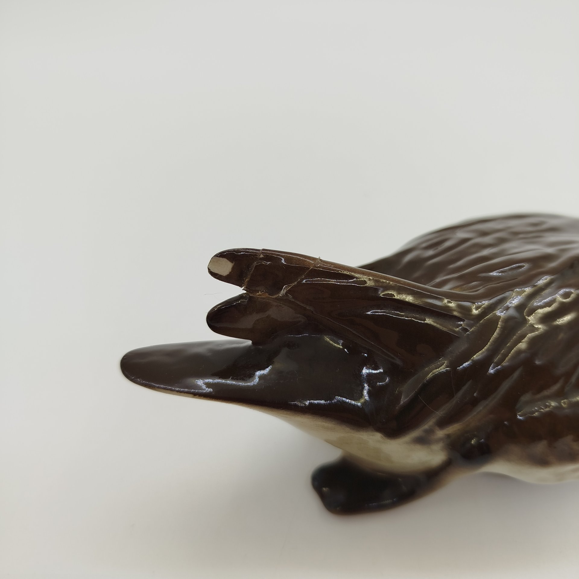 Статуэтка "Утка", скульптор П.П. Веселов, фарфор, аэрография, роспись, Ленинградский фарфоровый завод (ЛФЗ), СССР, 1970-1986 гг.