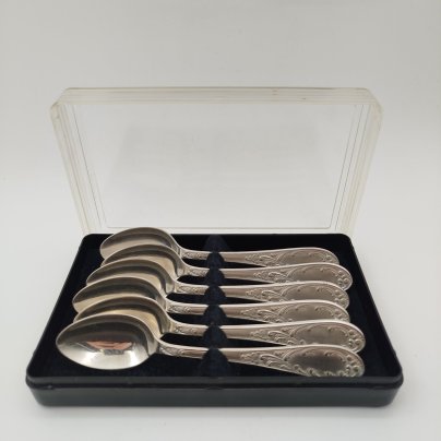 Набор чайных ложек "Пламя" на 6 персон в кофре, мНЦ (медь-никель-цинк), пластик, Кольчугинский завод цветных металлов, СССР, 1970-1990 гг.