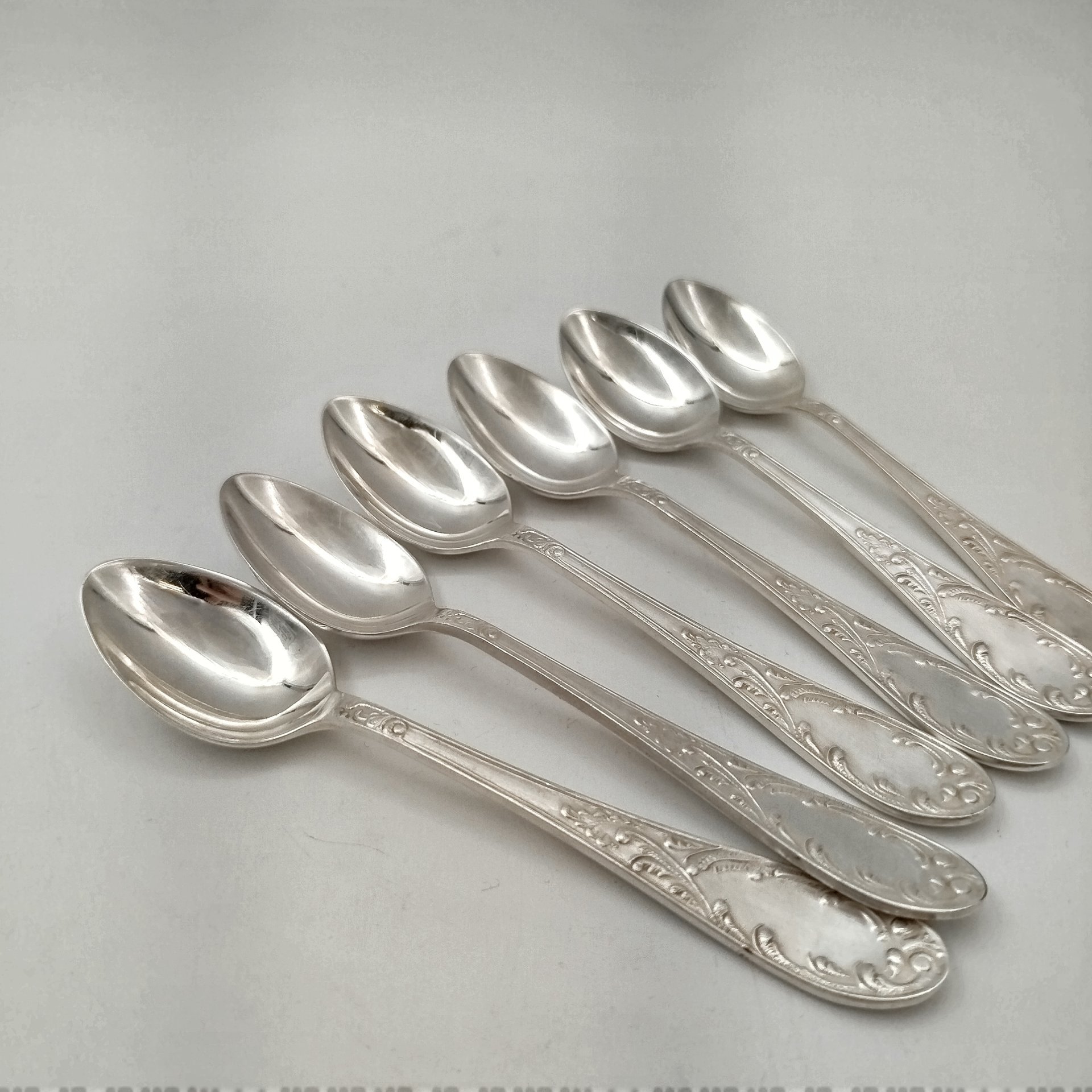 Набор чайных ложек "Пламя" на 6 персон в кофре, мНЦ (медь-никель-цинк), пластик, Кольчугинский завод цветных металлов, СССР, 1970-1990 гг.