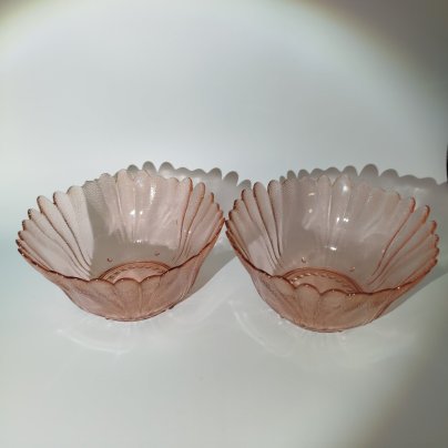 Набор из двух конфетниц(салатников) с фестончатым декором, цветное стекло, СССР, 1970-1990 гг.