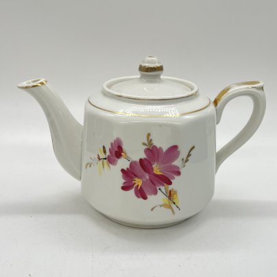 Заварочный чайник с расписным цветочным декором, фарфор, роспись золочение, Дмитровский фарфоровый завод (ДФЗ Вербилки), СССР, 1954-1965 гг.