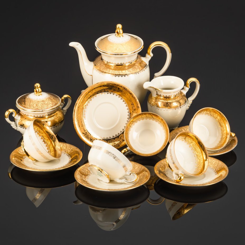 Сервиз кофейный на 6 персон, уркашенный зологченым цветочным декором, фарфор, золочение, Mitterteich Bavaria, Бавария, 1931-1945 гг.