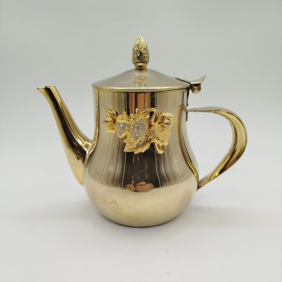 Чайник с растительным декором, металл, золочение, Европа, 1990-2000 гг.