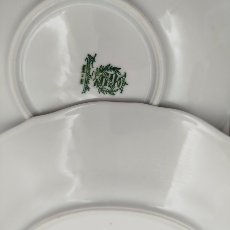 Трио чайное с цветочным декором пурпурного оттенка, фарфор, роспись, золочение, Weimar Porzellan (Веймарский фарфор), ГДР, 1949-1980 гг.