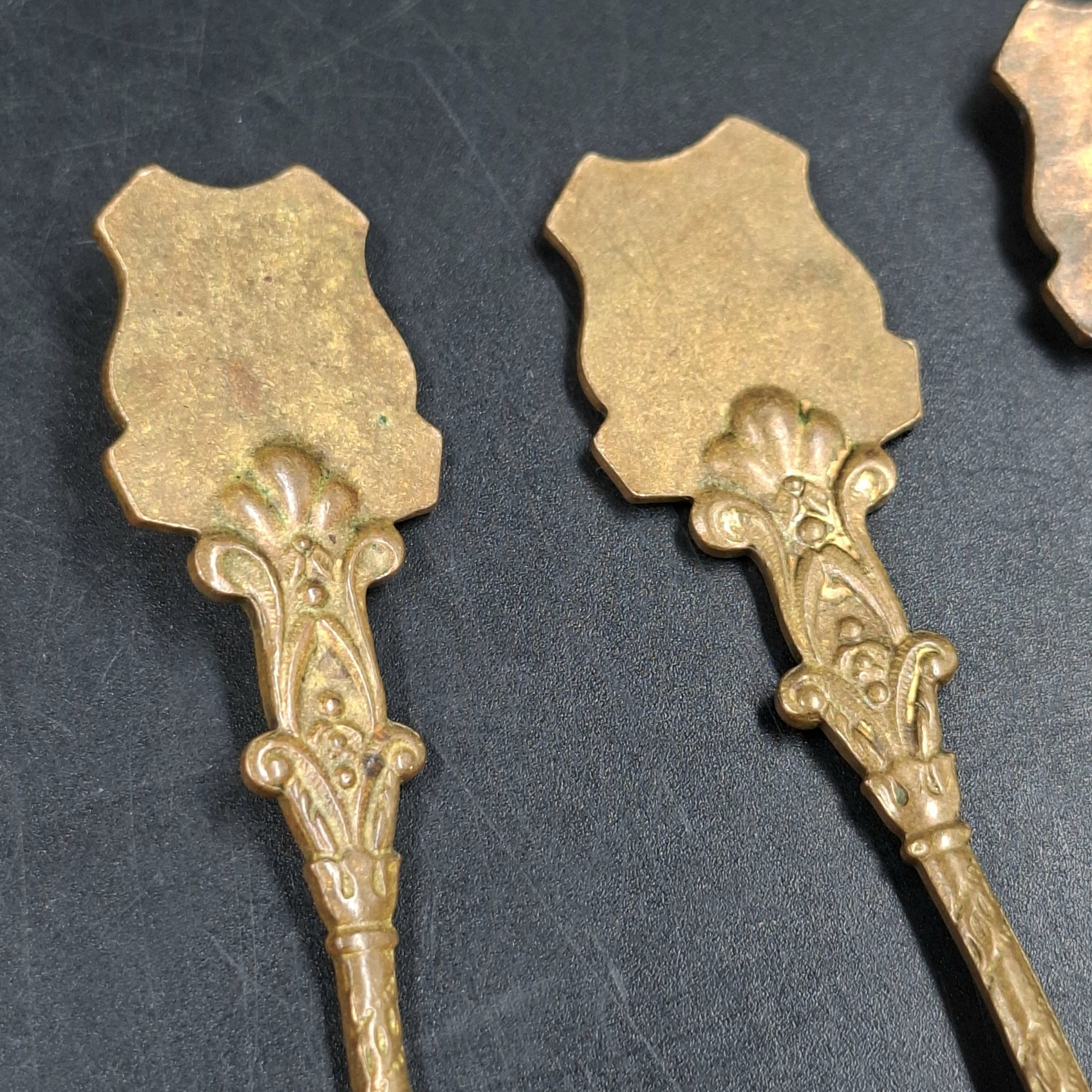 Набор из пяти сувенирных ложек "Ленинград", металл, эмаль, СССР, 1970-1990 гг.