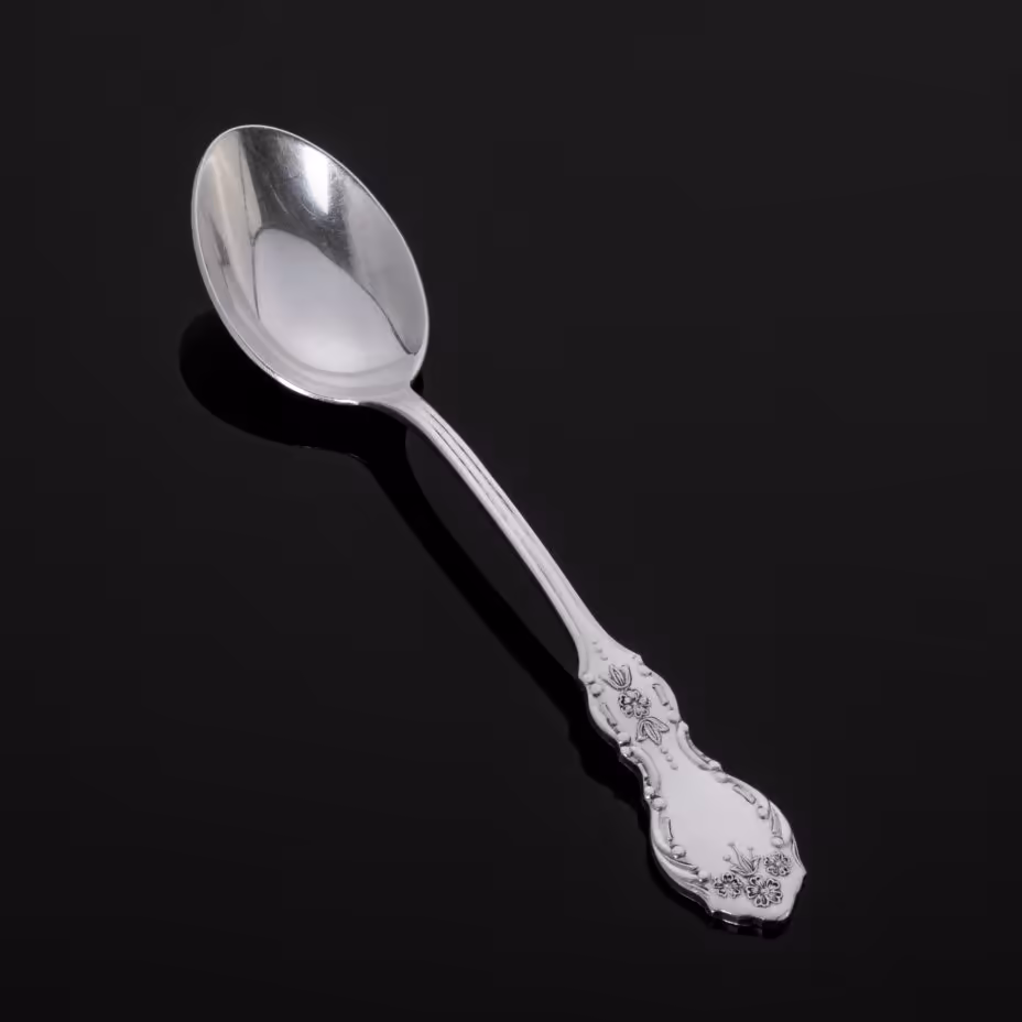 Чайная ложка с черенком фигурной формы, украшенным цветочным орнаментом, Мстерский завод художественных изделий «Ювелир»