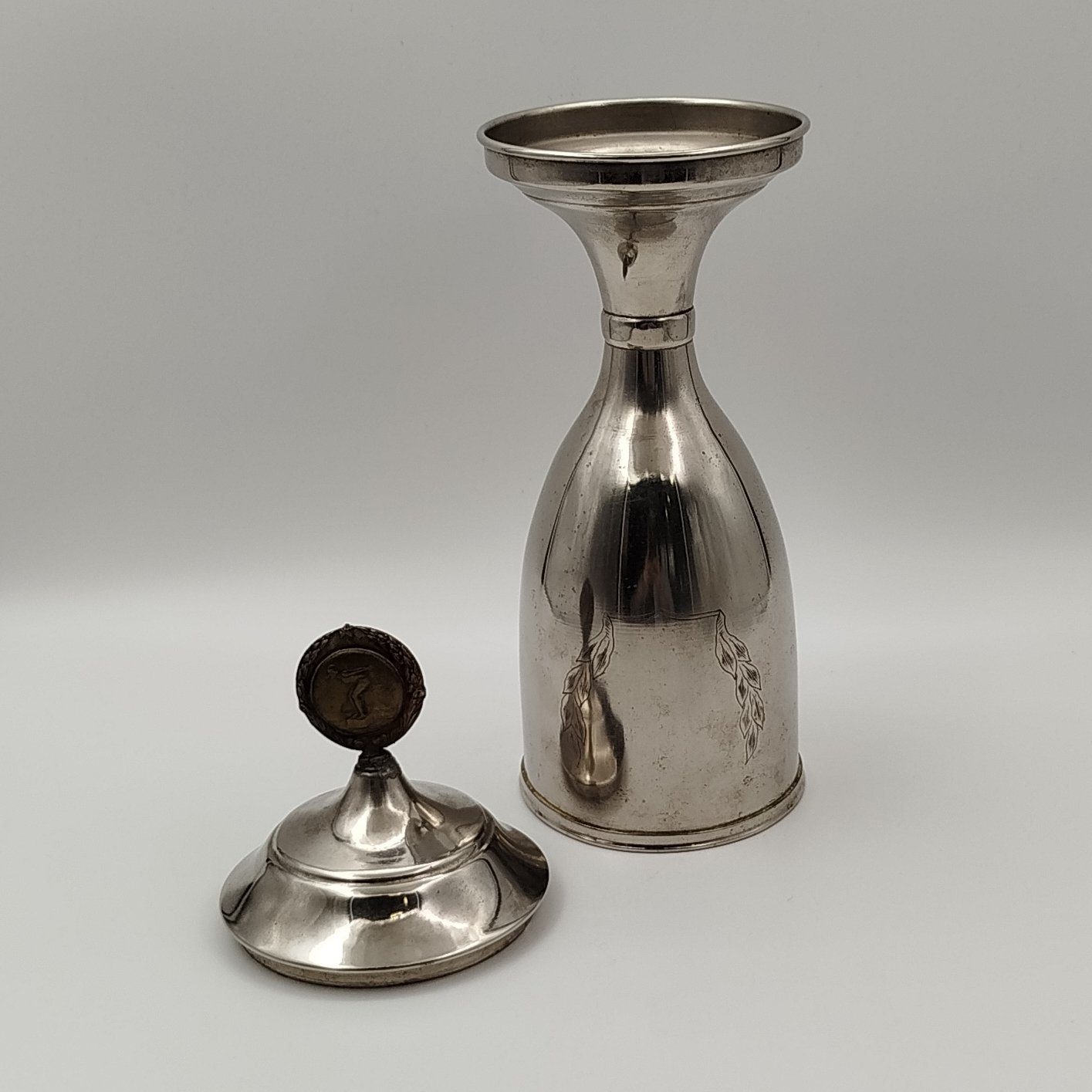 Кубок наградной по дисциплине "Прыжки в воду", металл, СССР, 1950-1970 гг.
