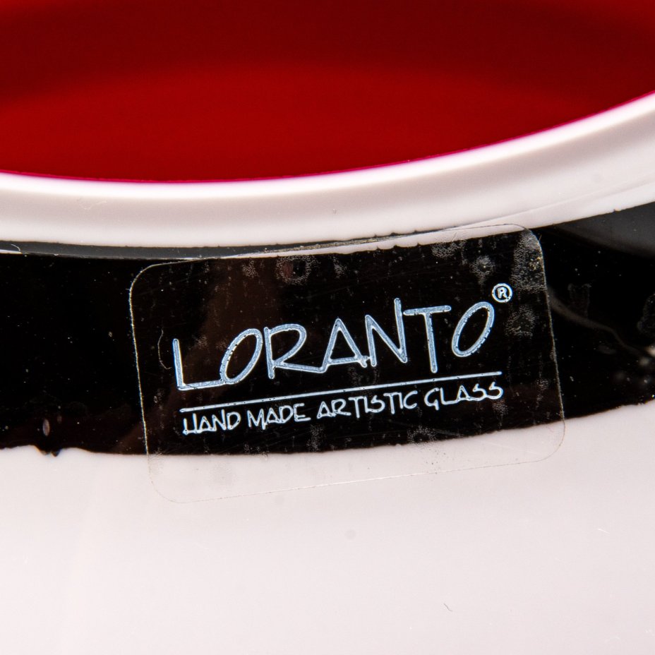 Ваза шарообразной формы "Зебра", Loranto Glass, стекло, гутная техника, Западная Европа, 2000-2020 гг.