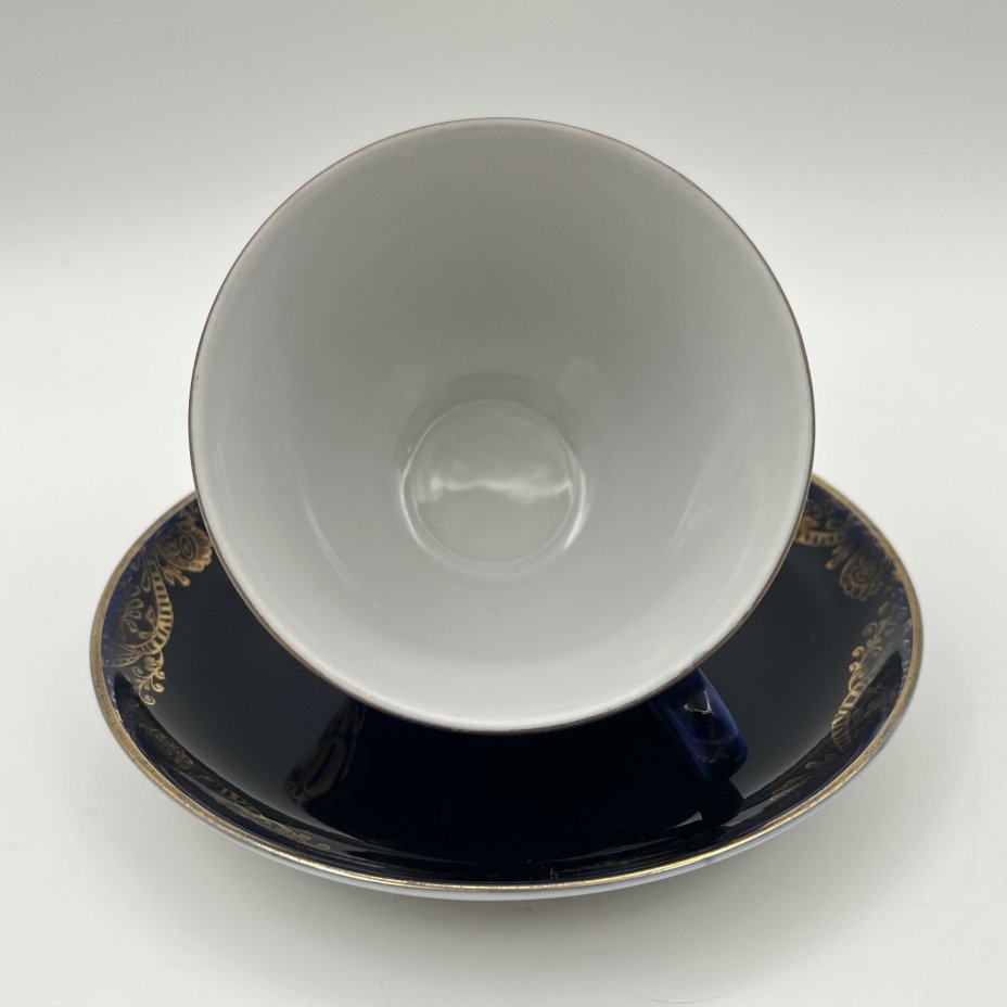 Чайная пара "Золотой фриз", фарфор, крытье кобальтом, золочение, Ленинградский фарфоровый завод (ЛФЗ), СССР, 1960-1970 гг.