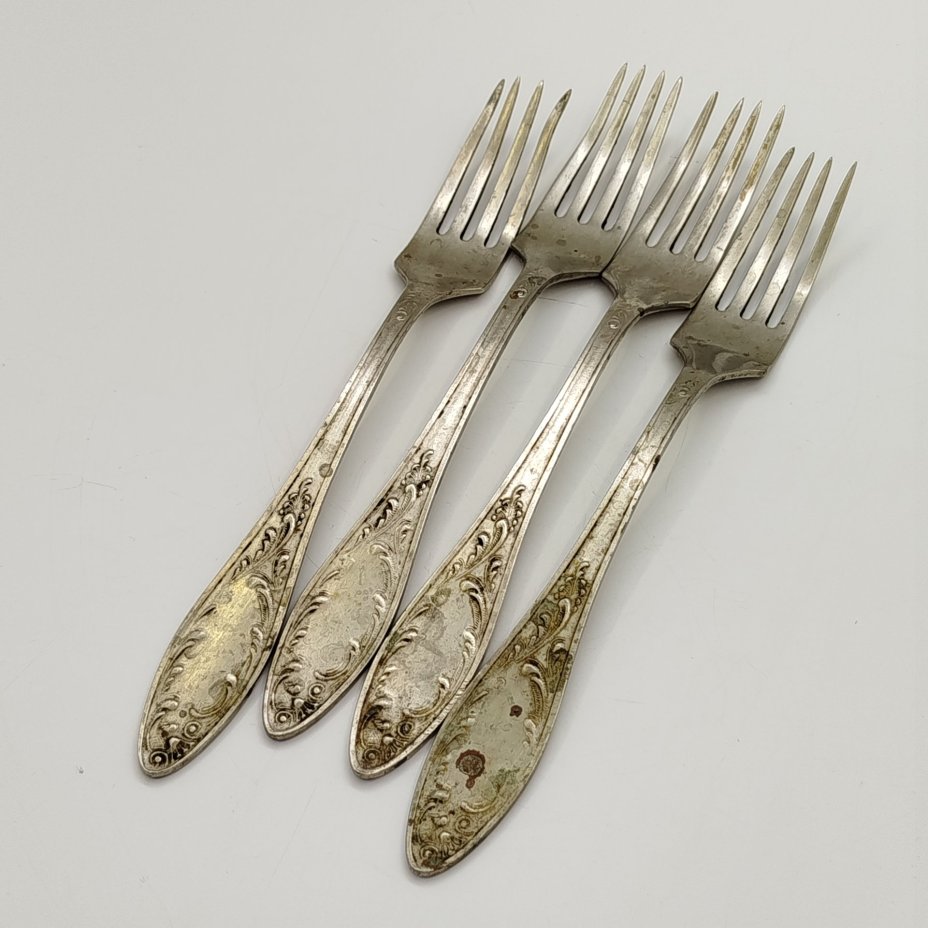 Набор из 4-х столовых вилок "Пламя"