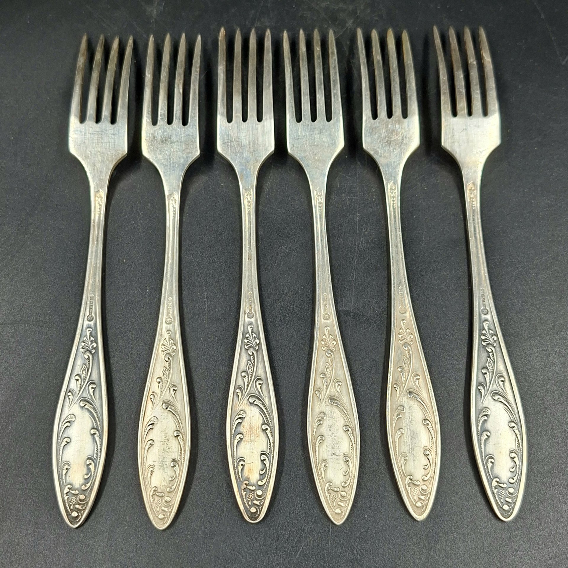 Набор из шести десертных/закусочных вилок "Пламя", мНЦ (медь-никель-цинк), Кольчугинский завод цветных металлов, СССР, 1960-1990 гг.