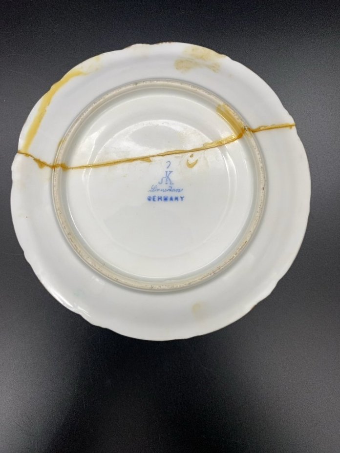 Чайная пара "Volkstedt porcelain factory Richard Eckert and Co"