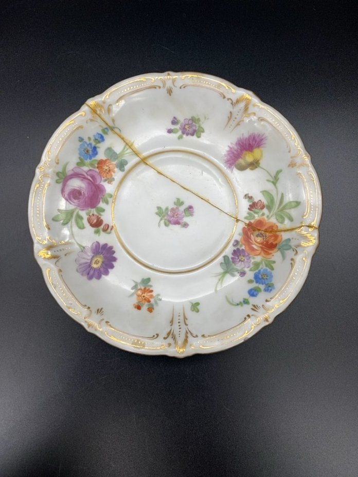 Чайная пара "Volkstedt porcelain factory Richard Eckert and Co"