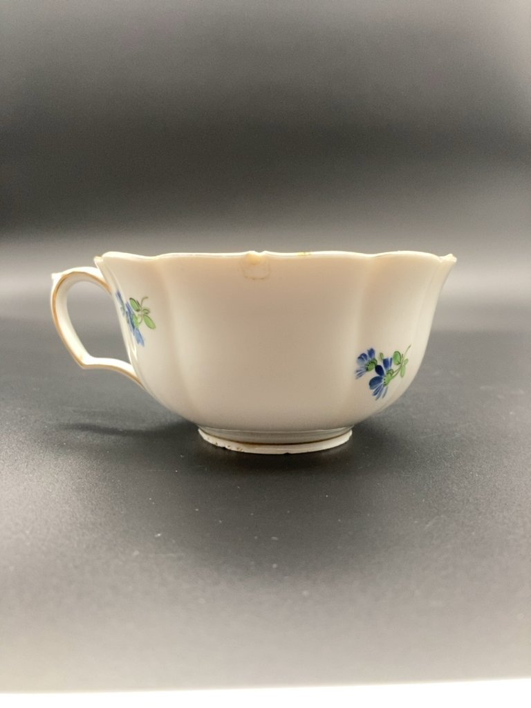 Чашка с росписью, Мейсен, Meissen (Мейсенский фарфор)