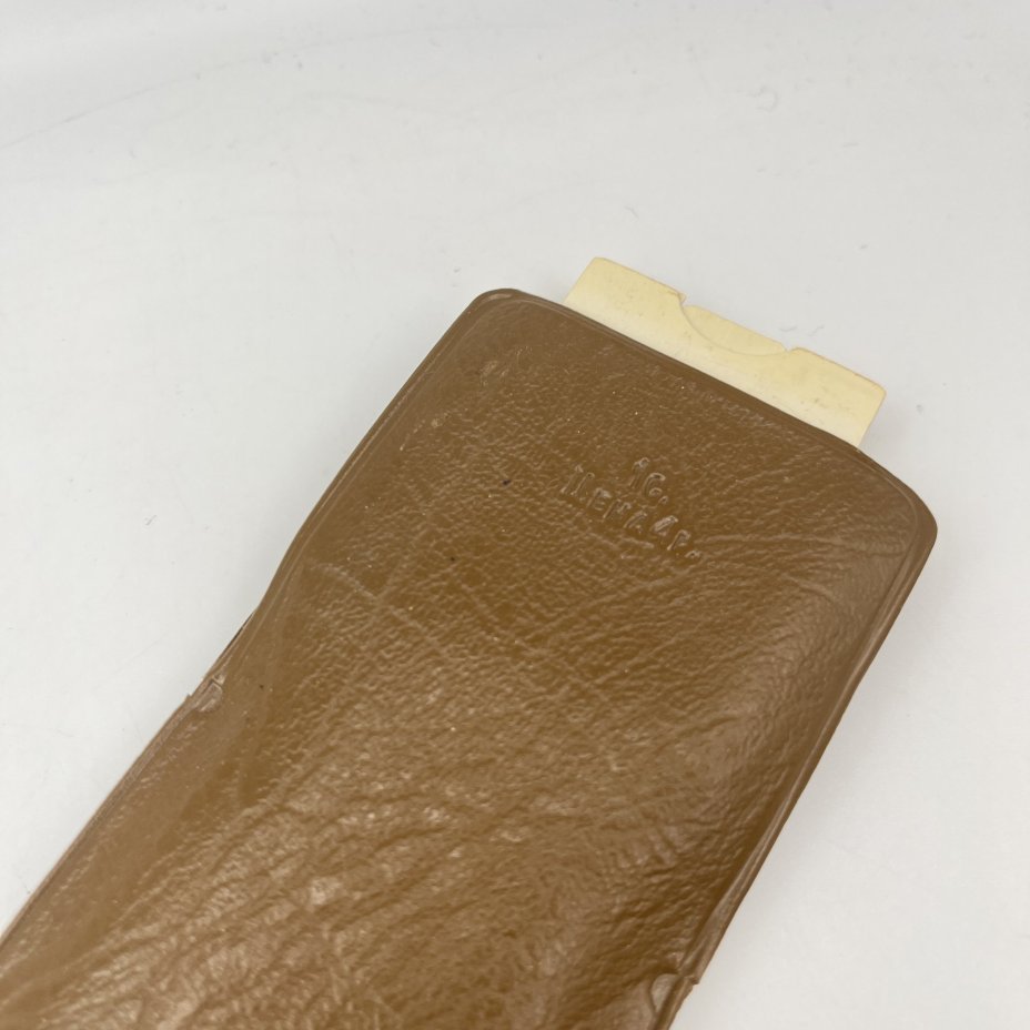 Линейка логарифмическая в кофре