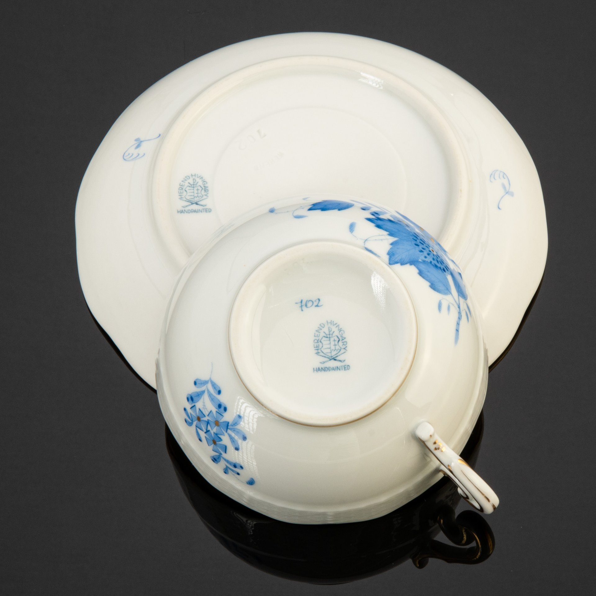 Чайная пара, выполненная в фирменном дизайне Apponyi Blue, Herend (Херенд)