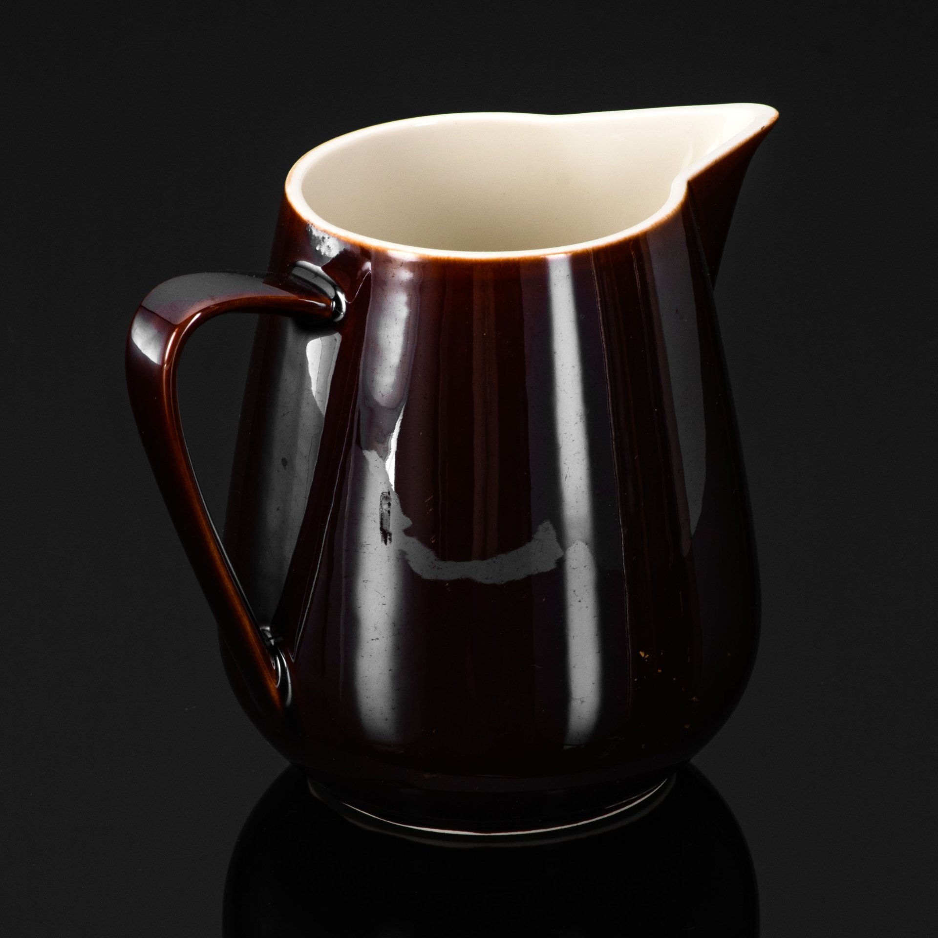 Молочник с лаконичным декором, керамика, глазурь, Villeroy & Boch, Люксембург, 1960-1980 гг.