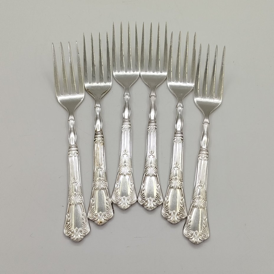 Набор из 6-ти десертных вилок, украшенных растительным декором