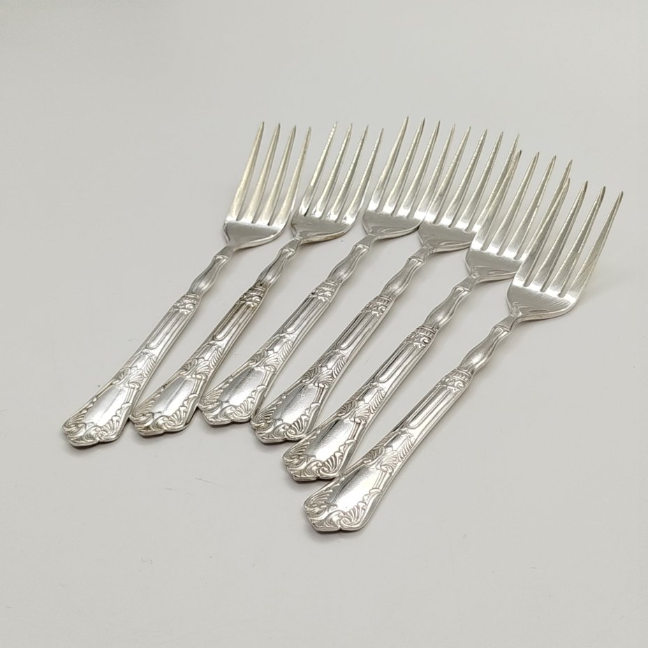 Набор из 6-ти десертных вилок, украшенных растительным декором