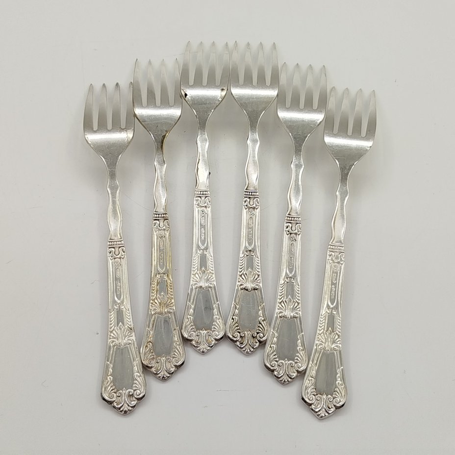 Набор из 6-ти десертных вилок, украшенных растительным декором
