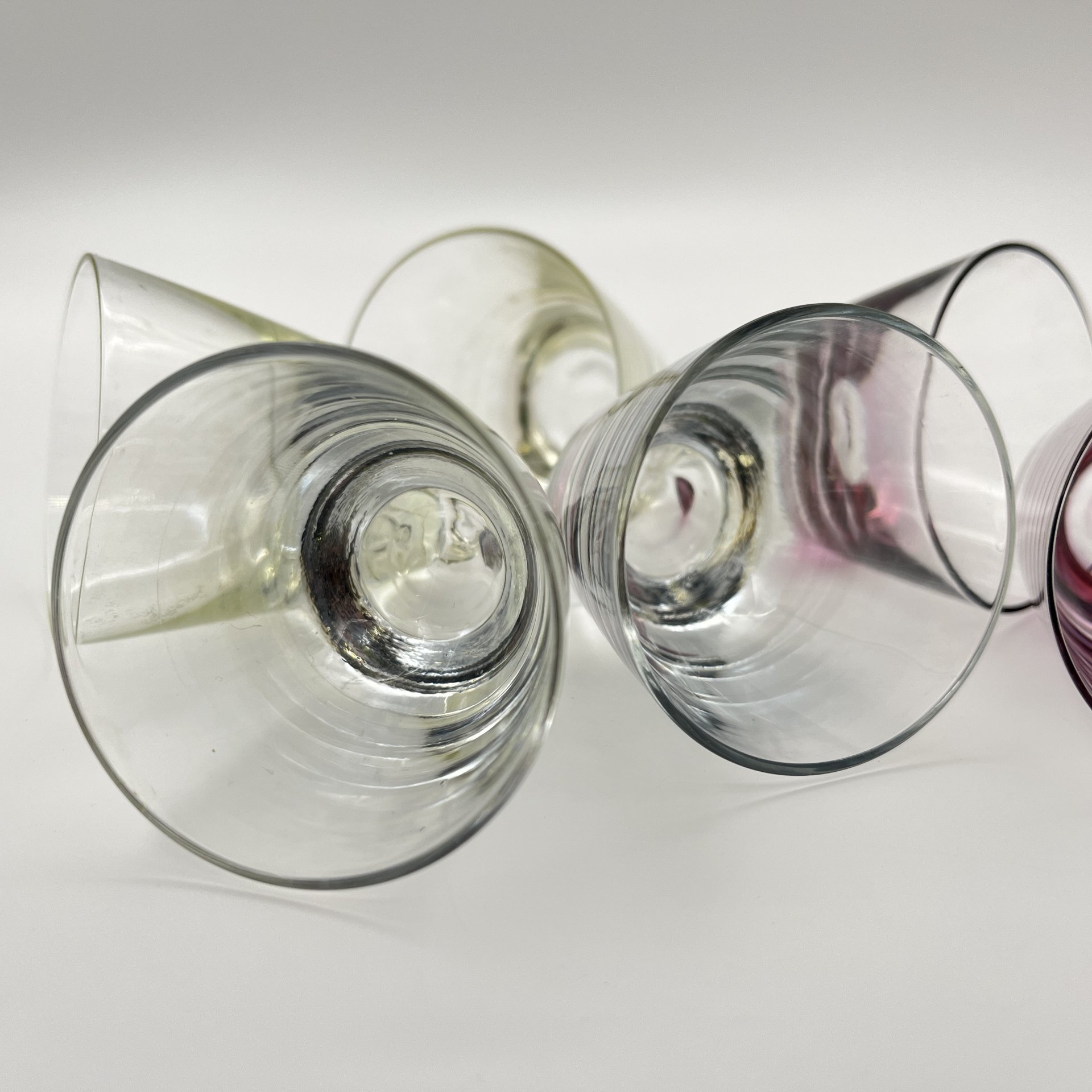 Набор разноцветных стопок конусообразной формы на 6 персон, цветное стекло, СССР, 1960-1980 гг.