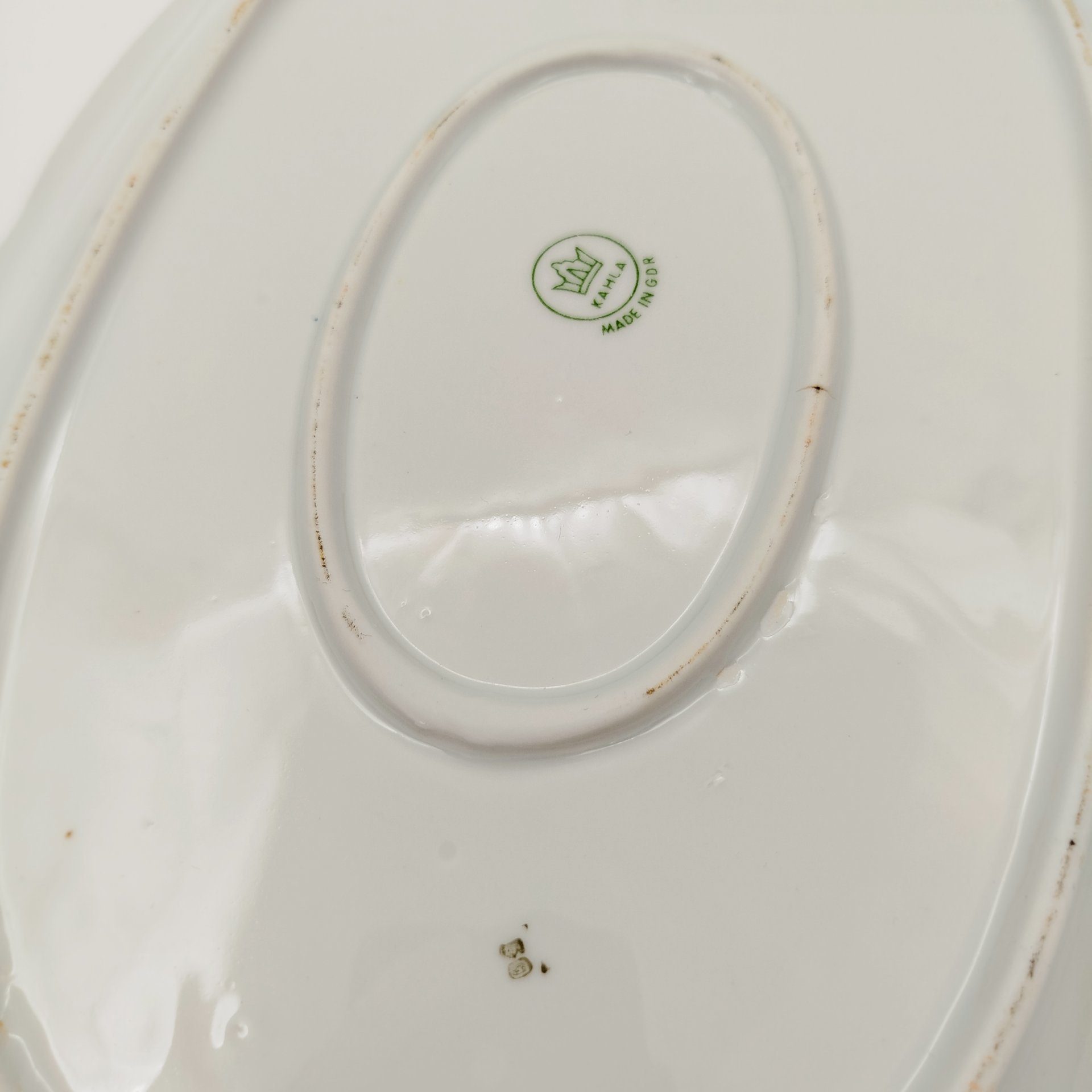 Блюдо "Мадонна", фарфор, деколь, люстр, золочение, Kahla, ГДР, 1967-1987 гг.