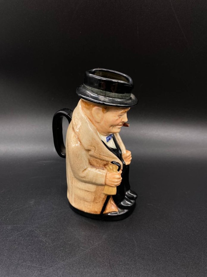 Кувшин миниатюрный (молочник) Уинстон Черчилль (Winston Churchill), Royal Doulton